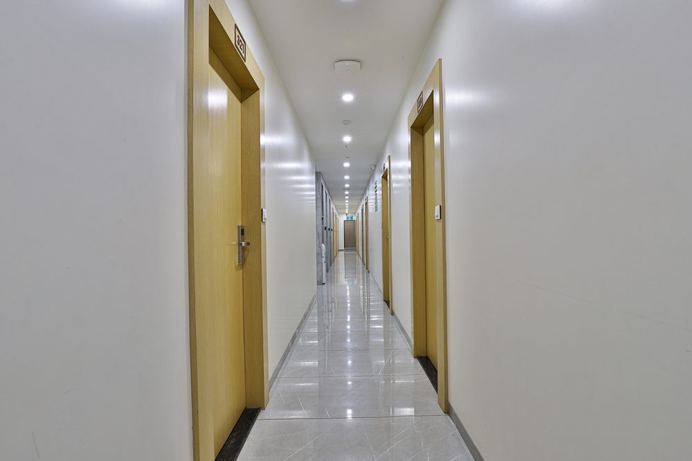 Hotel Signature Corridor